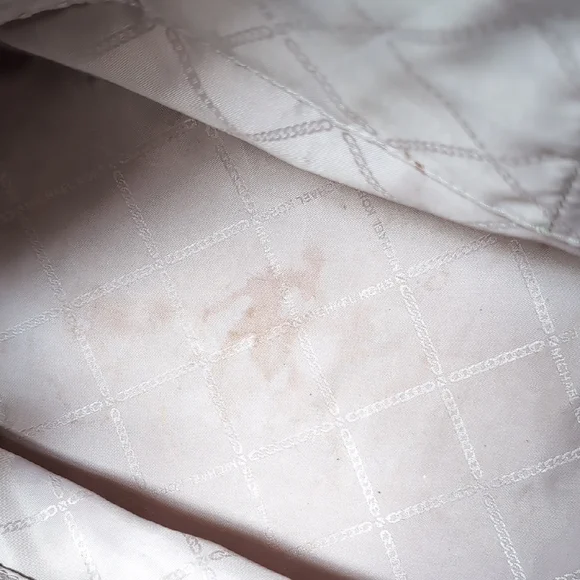 Michael Kors Cream and Brown Tote Bag with Signature Charm - Picture 9 of 17